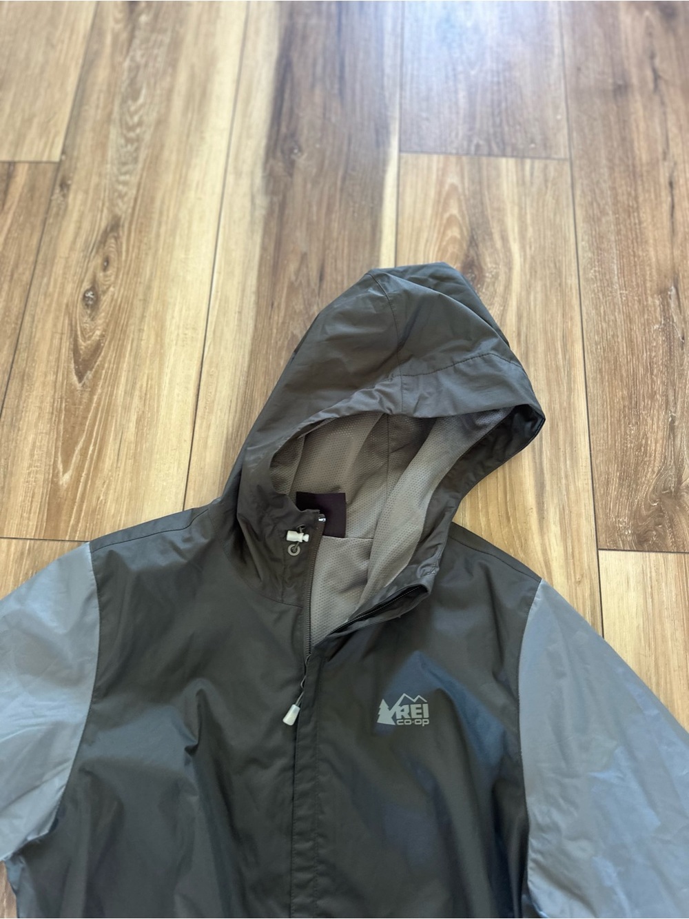REI women’s groundbreaker Two-Tone Hooded rain Jacket size small - Picture 4 of 5